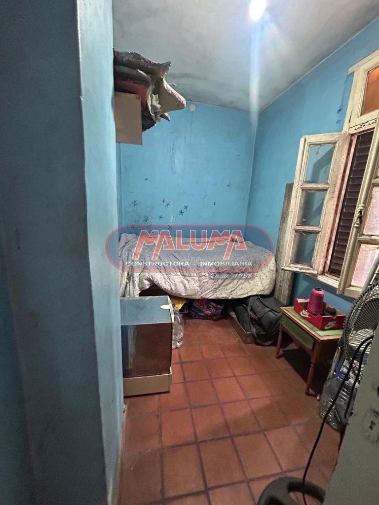 Foto de CASA EX MUNICIPAL EN ESQUINA - A RECICLAR, imagen 4