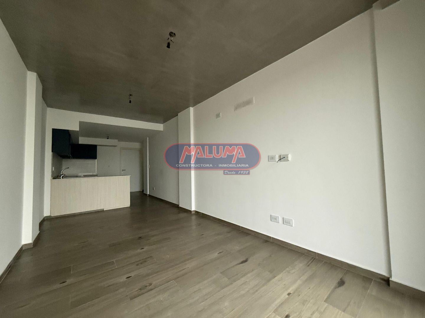 Foto de DEPARTAMENTO 2 AMBIENTES EN VENTA - VERSALLES, imagen 2