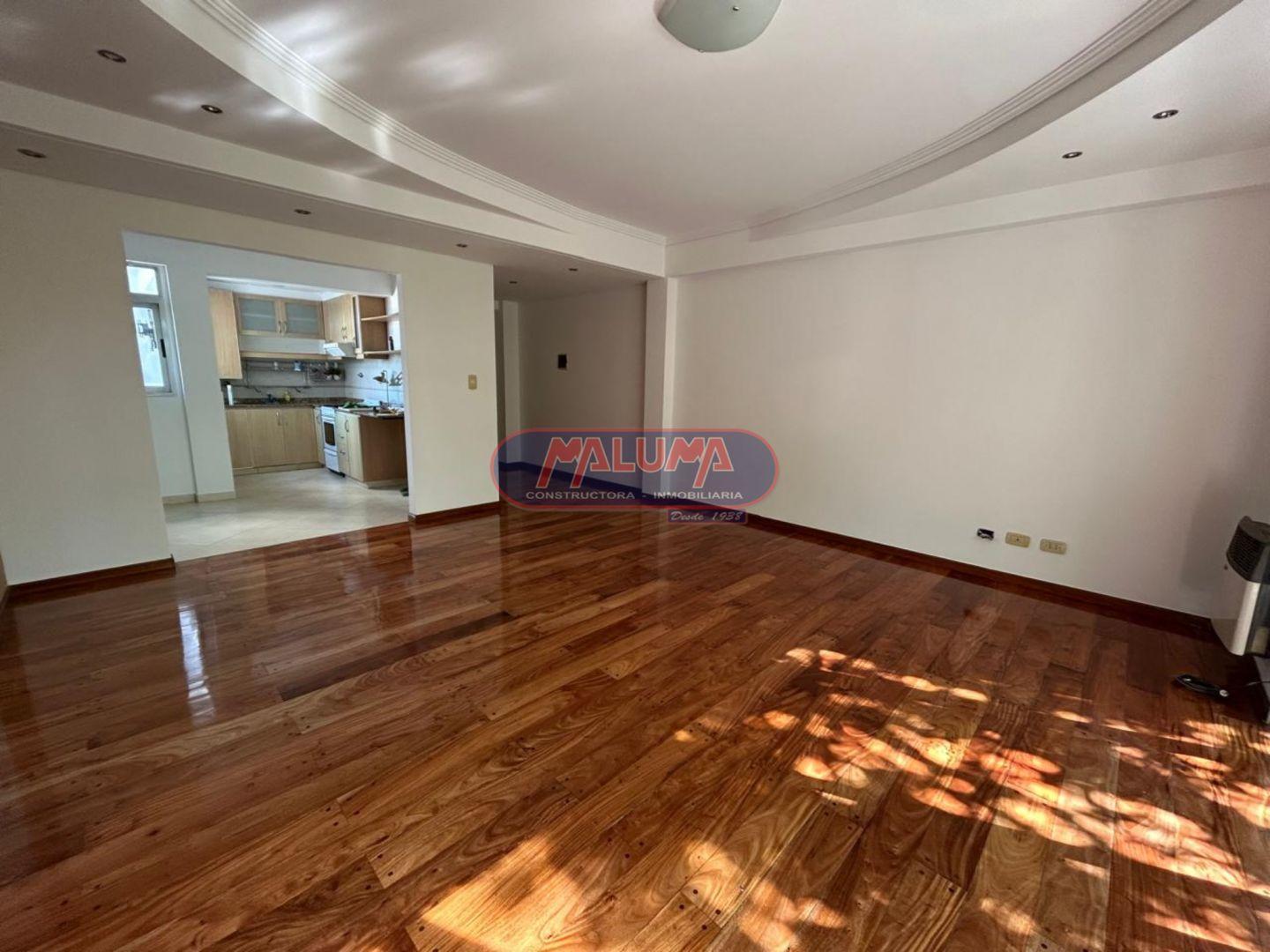 Foto de DEPARTAMENTO DE 3 AMBIENTES CON BALCÓN CORRIDO Y COCHERA CUBIERTA, imagen 3