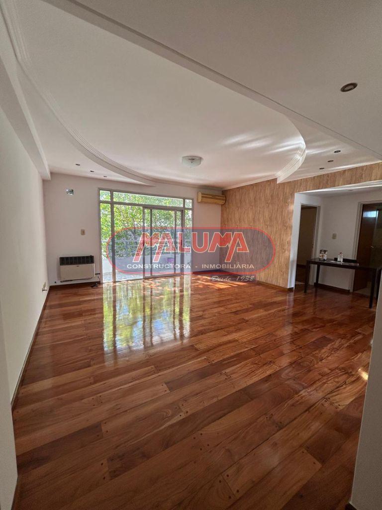 Foto de DEPARTAMENTO DE 3 AMBIENTES CON BALCÓN CORRIDO Y COCHERA CUBIERTA, imagen 2