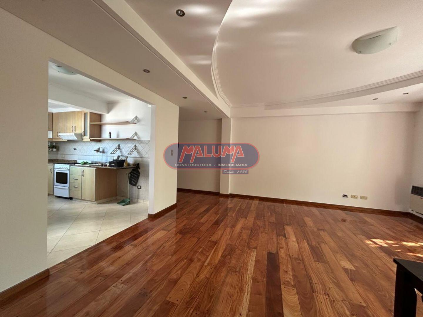 Foto de DEPARTAMENTO DE 3 AMBIENTES CON BALCÓN CORRIDO Y COCHERA CUBIERTA, imagen 4