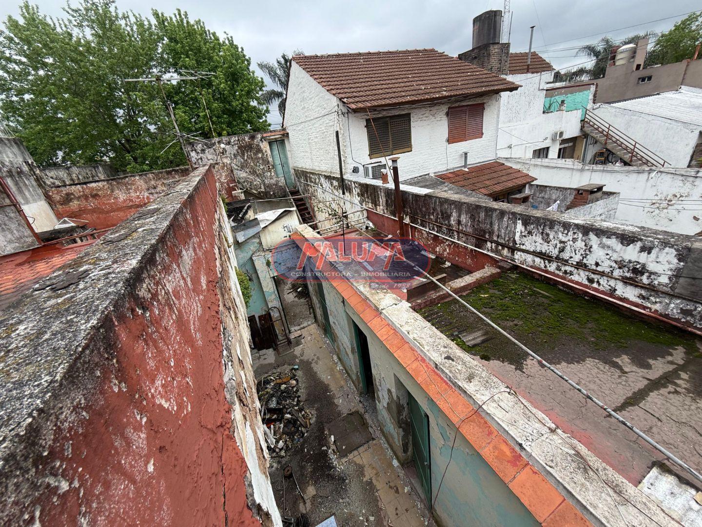 Foto de CASA CON LOTE DE 8,66 X 43,33 M Y GALPÓN  EN VENTA EN RAMOS MEJÍA, imagen 4