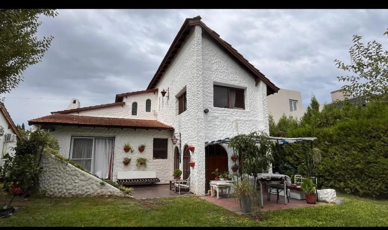 casa en alquiler de 3 dormitorios 3