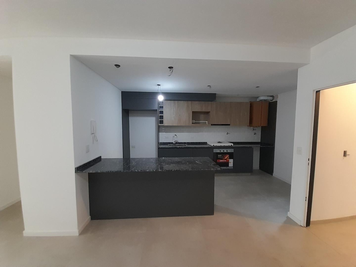 Foto de Venta departamento 3 ambientes Villa Pueyrredon, imagen 3
