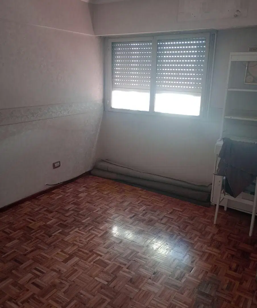 Departamento de 72 m² con 2 dormitorios en alquiler en Banfield 2