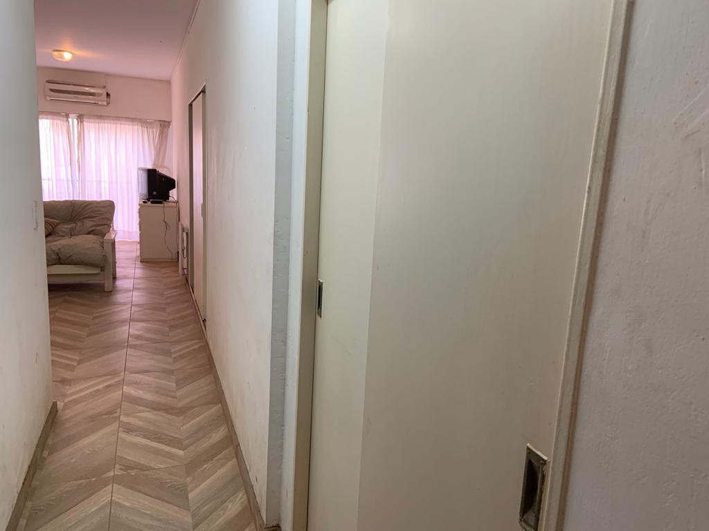 Foto de Recoleta VENTA Luminoso Monoambiente al Contrafente con Vista y, imagen 2