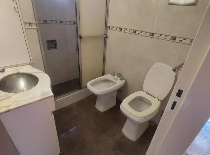 departamento en alquiler 5 cinco ambientes 3 dormitorios caballito balcon 2 baño  2