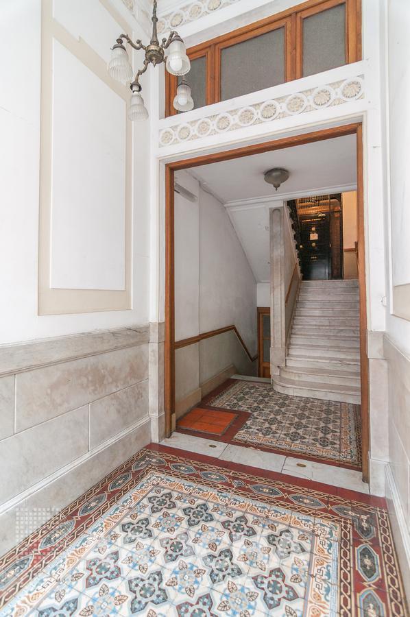 Departamento en Venta 2 Dorm., Av Belgrano 342 Piso 1 2