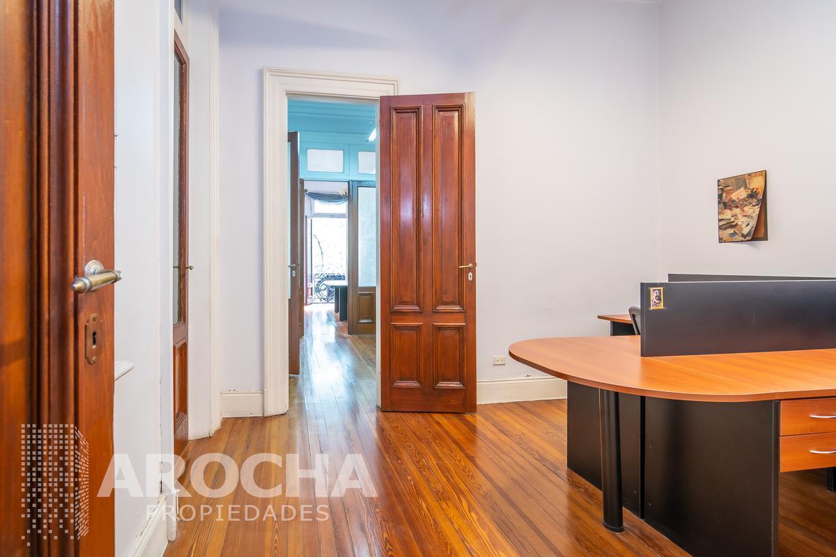 Departamento en Venta 2 Dorm., Av Belgrano 342 Piso 1 3