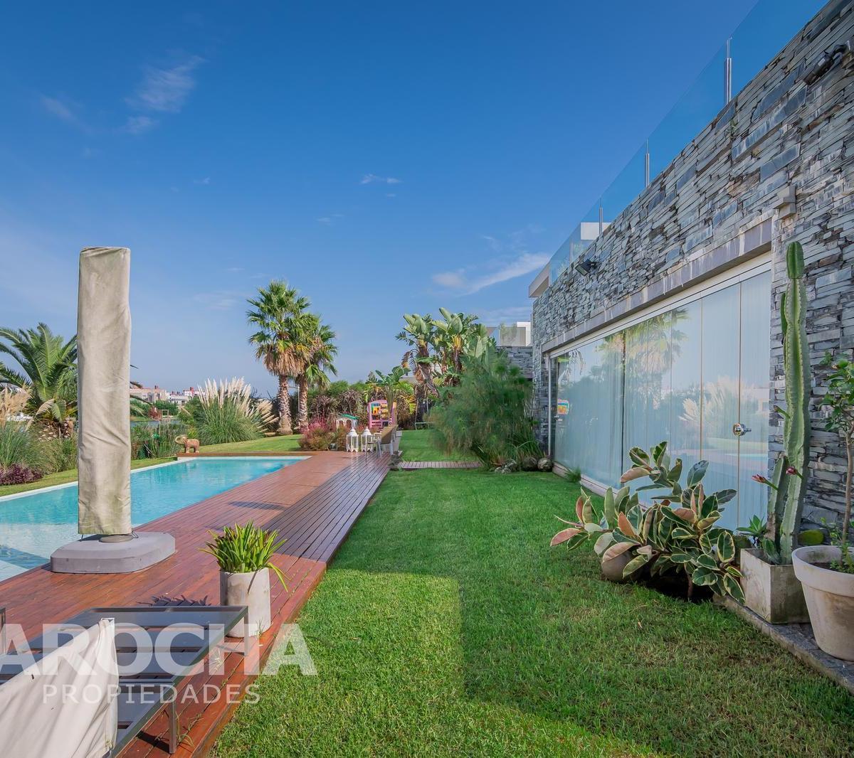 Foto de Casa en Alquiler doble lote a la laguna, imagen 3
