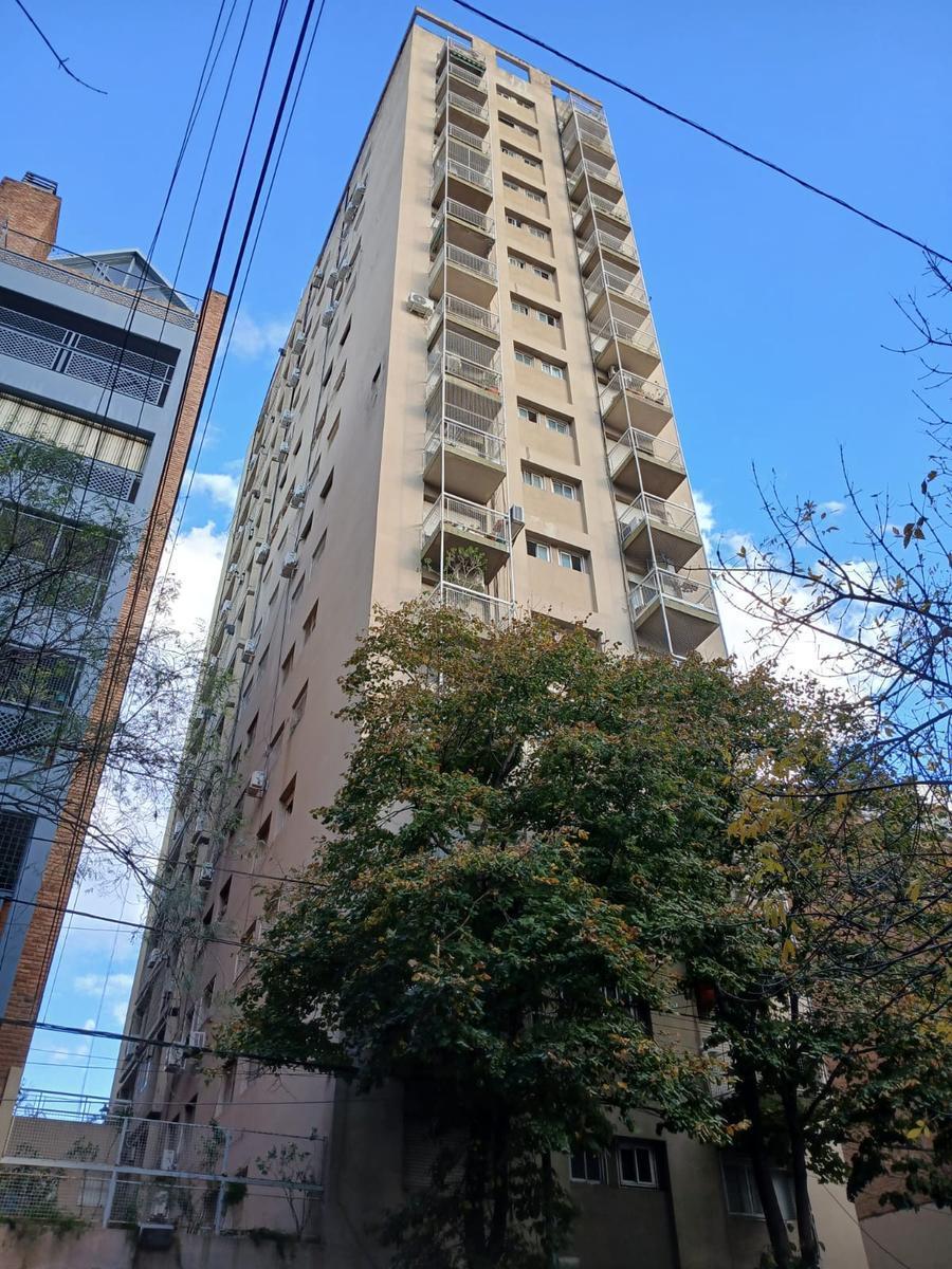 Disponible en Venta 4 Ambientes con Cochera. Belgrano 2