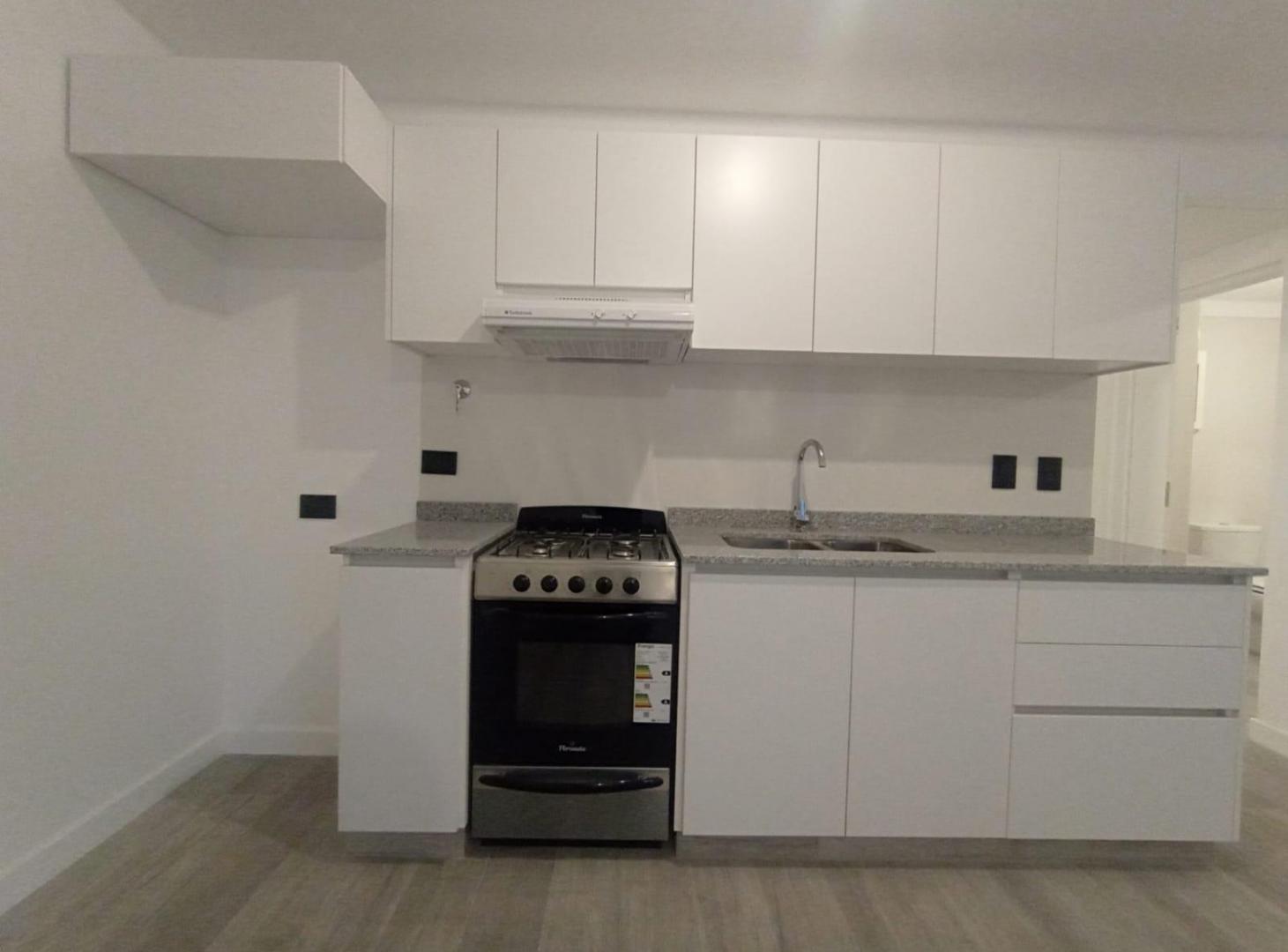 Foto de Alquiler Departamento 2 ambientes con cochera en Villa Ortuzar a, imagen 1