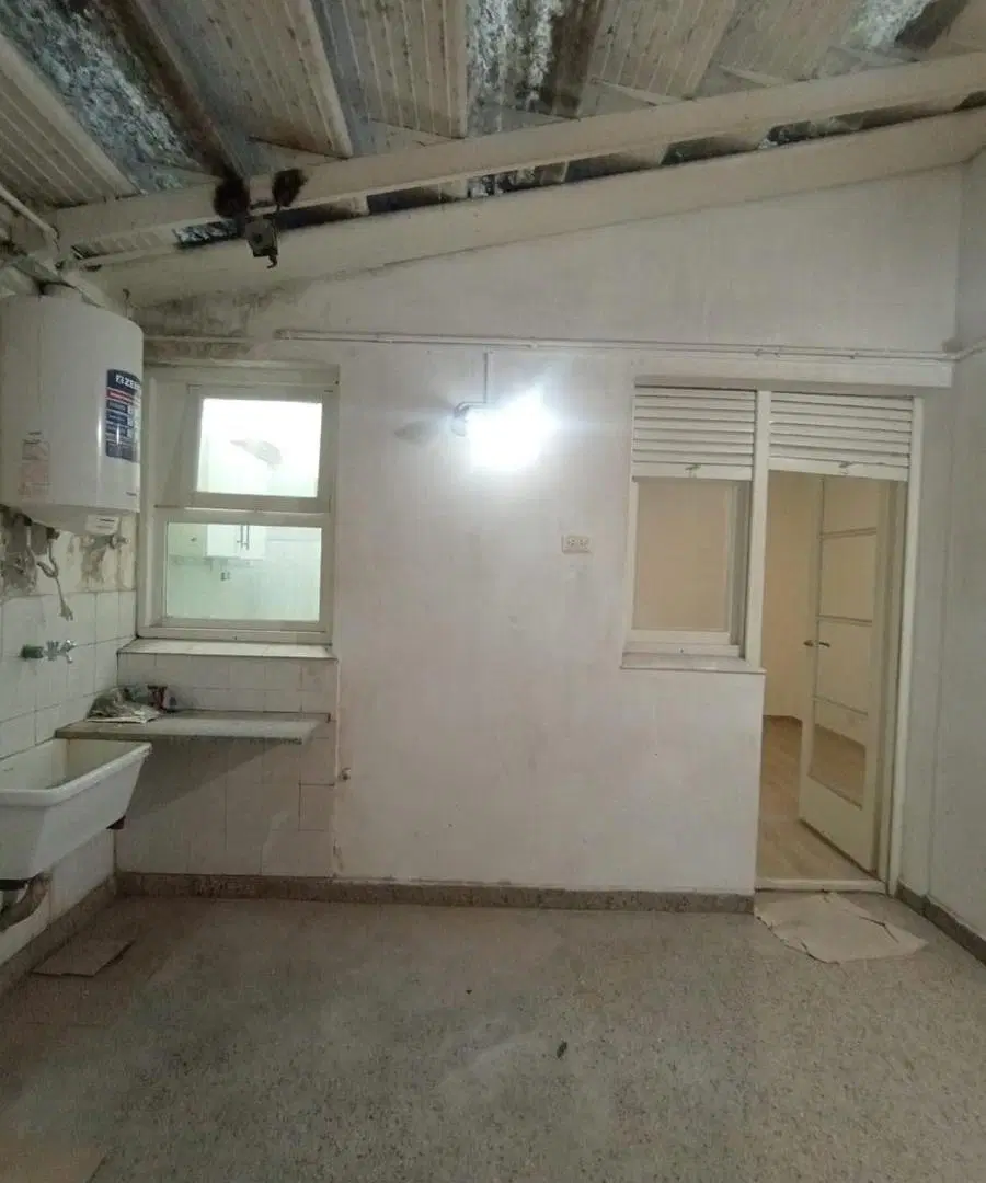 Venta departamento 2 ambientes en PB al frente 4