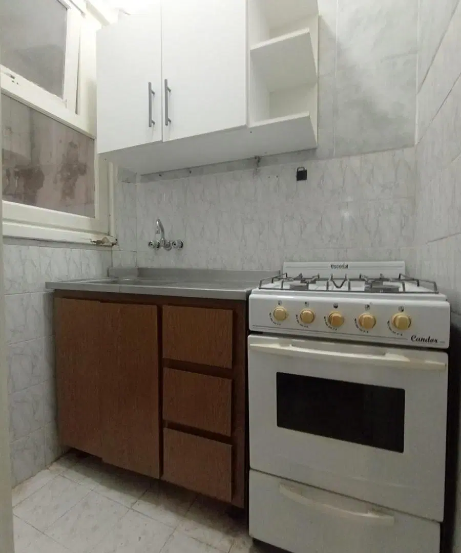 Venta departamento 2 ambientes en PB al frente 3