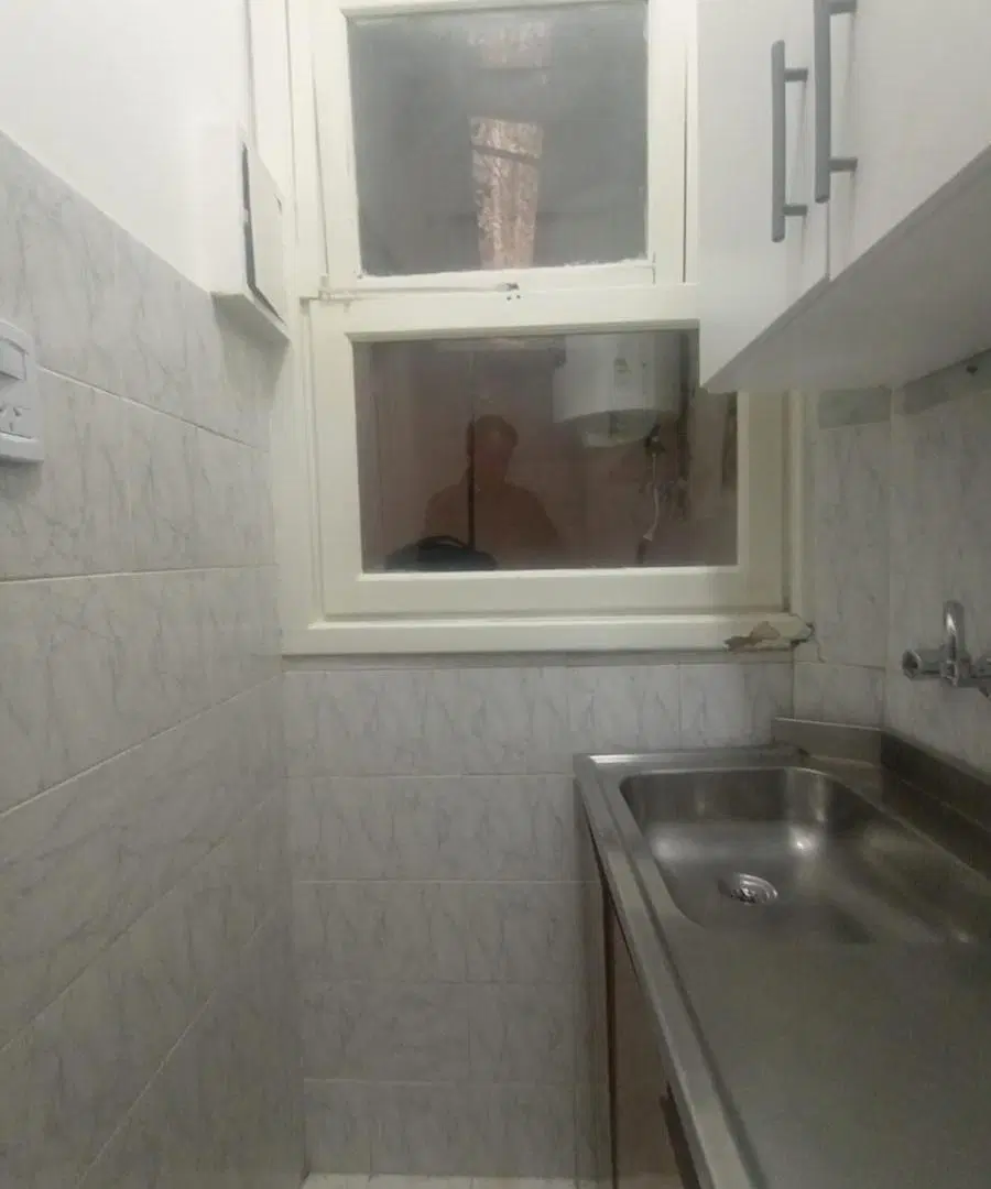 Venta departamento 2 ambientes en PB al frente 8