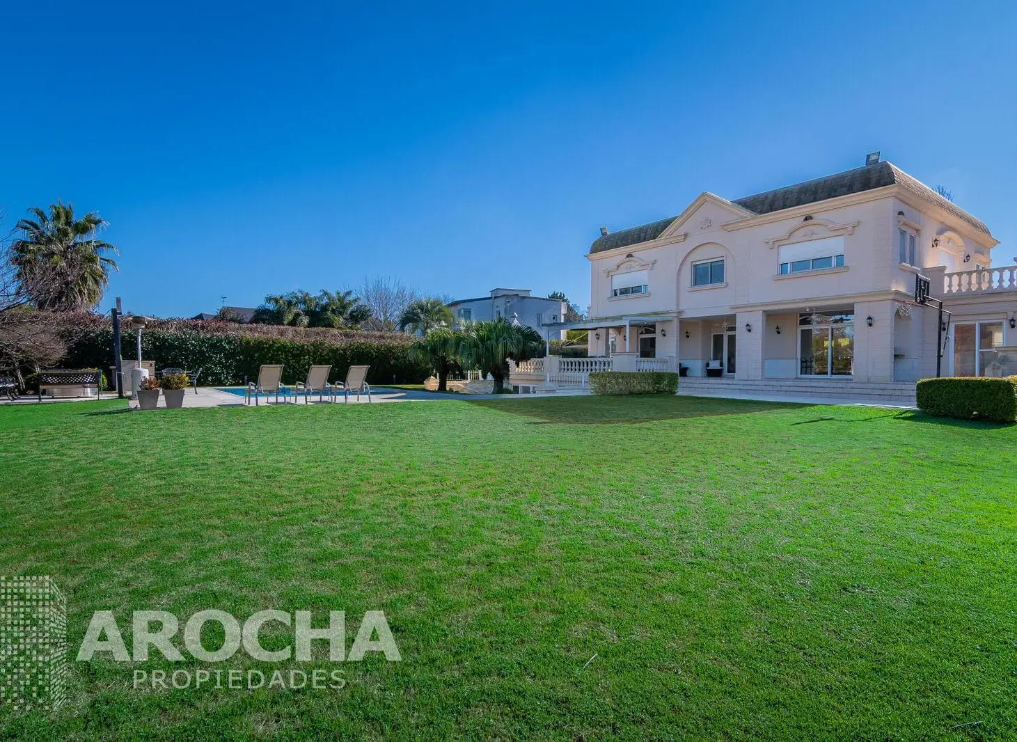 Casa en Abril Club De Campo 4