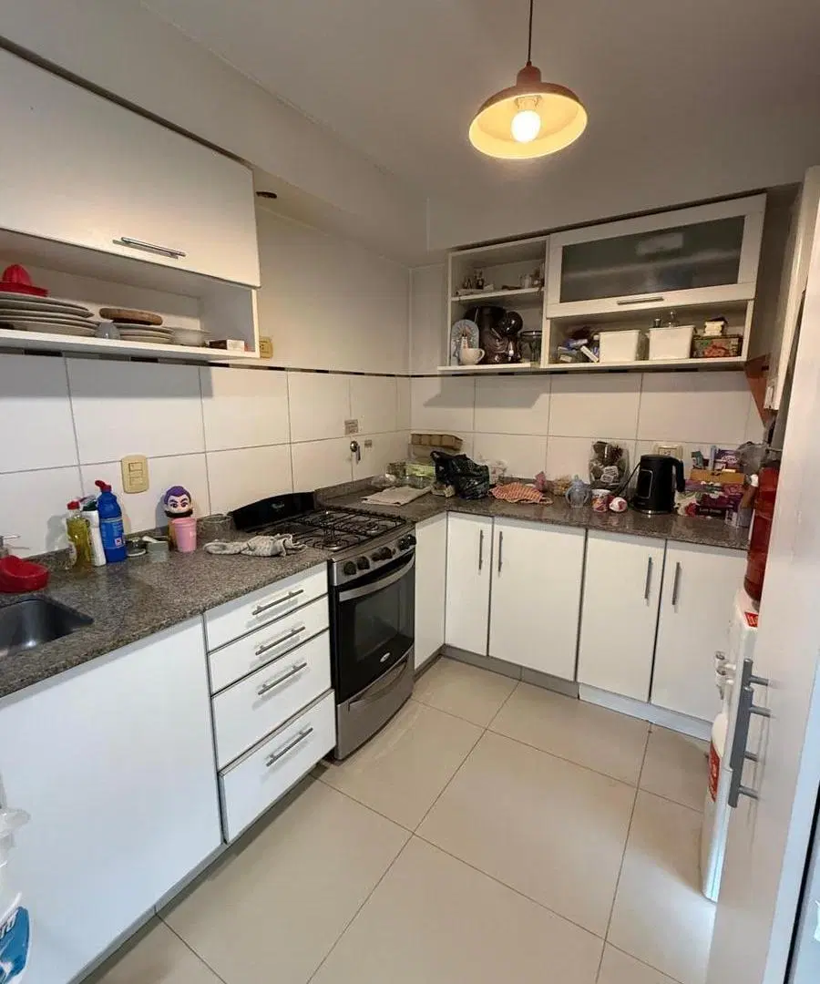 Piso 3 ambientes en venta con 2 baños completos en Quilmes centro 8