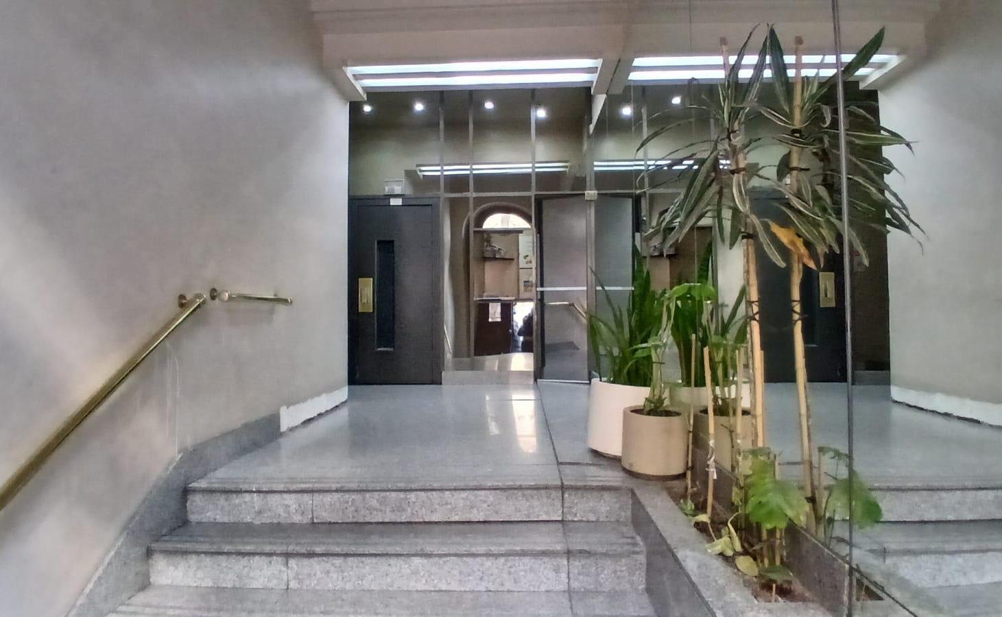 Foto de DISPONIBLE EN VENTA OFICINA EN MONSERRAT, 116.38M2. C/SALA DE REUNIONES, imagen 4