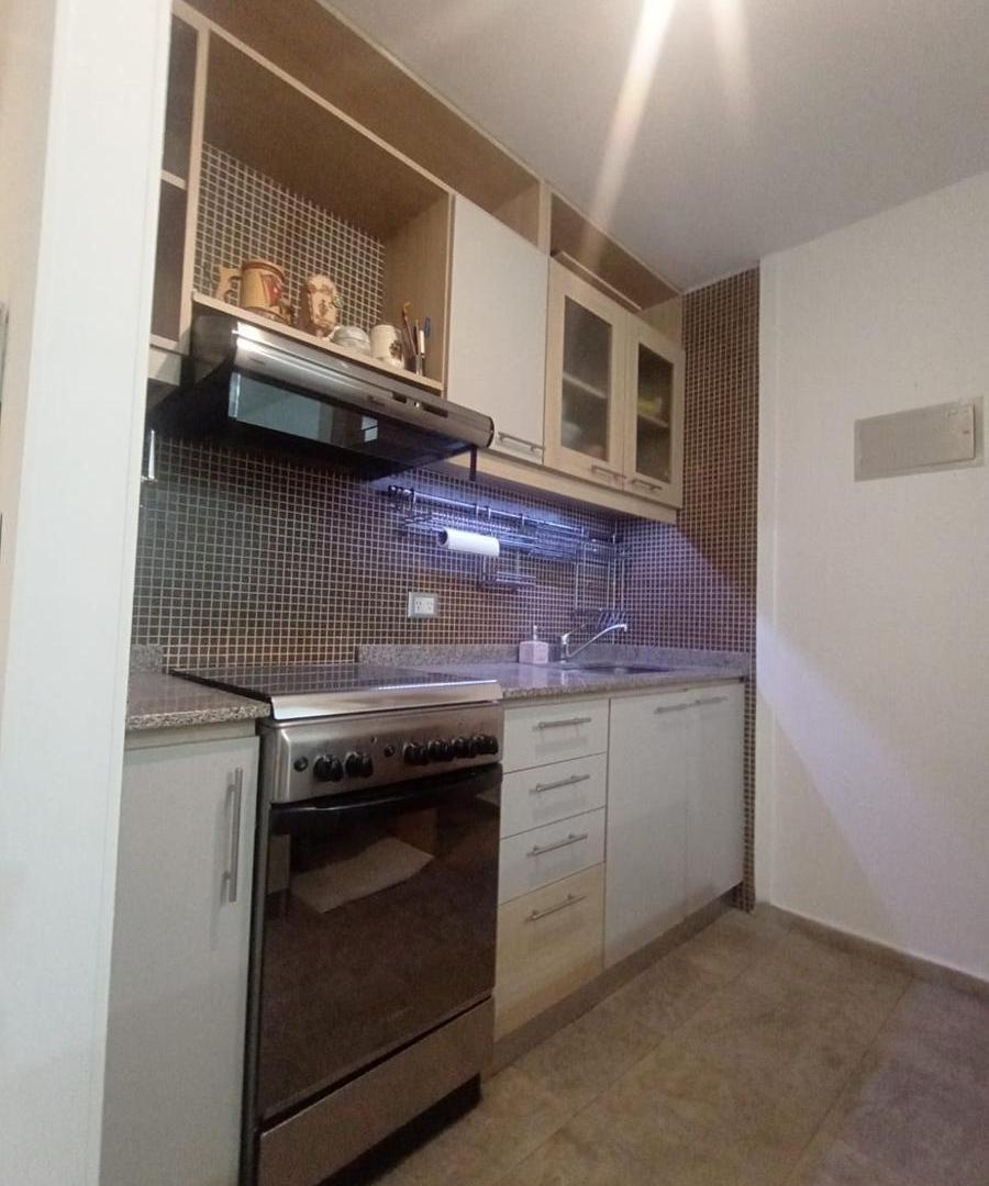 Foto de PH DE 2 AMBIENTES CON COCHERA Y PARRILLA en Villa Pueyrredon, imagen 5