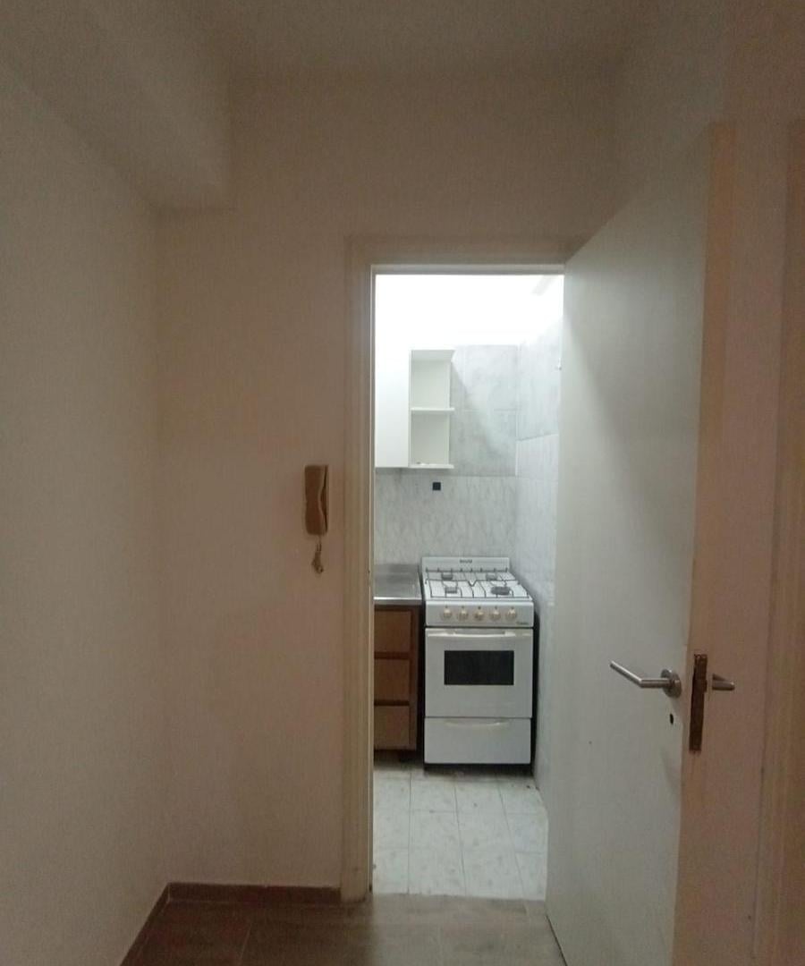 Foto de Alquiler departamento 2 ambientes en PB al frente, imagen 4