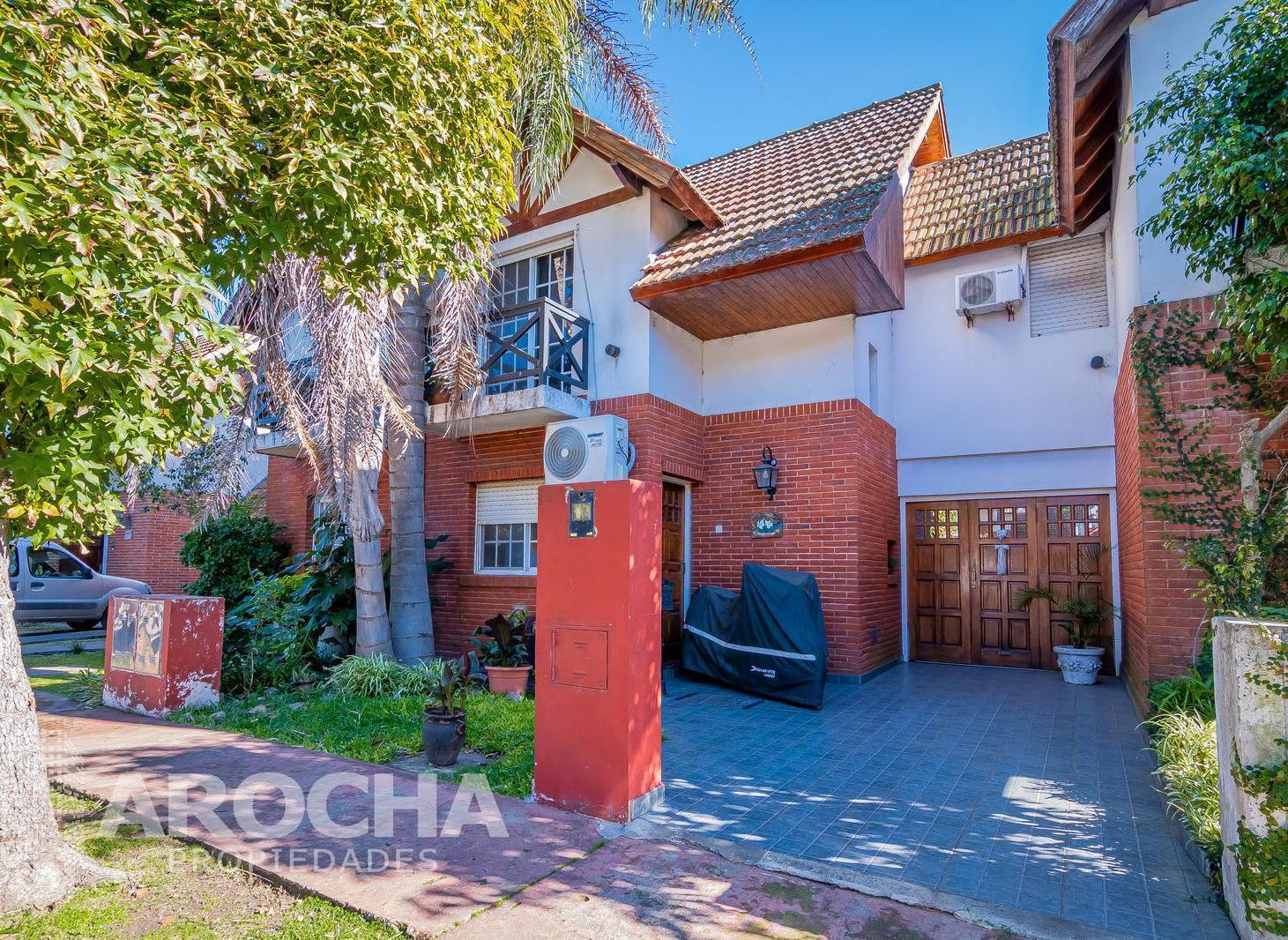 Foto de Casa en venta - Los Robles - Burzaco, imagen 1
