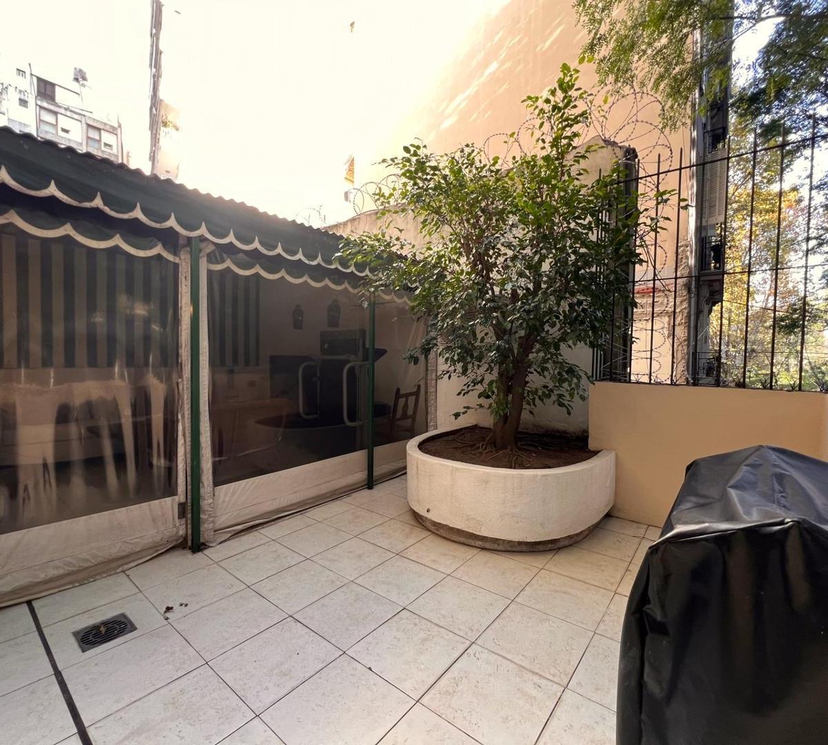 Único 5 Ambientes con Patio 180° y Cochera! Apto Crédito! 2