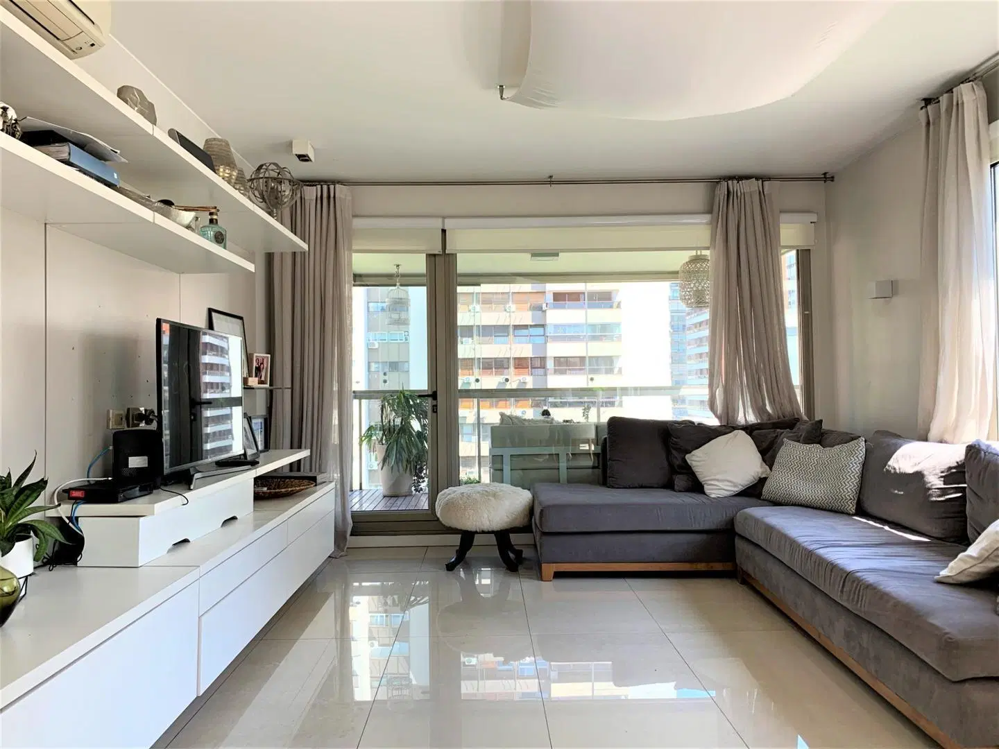 Espectacular 4 ambientes con 2 cocheras en Town House Belgrano! 3