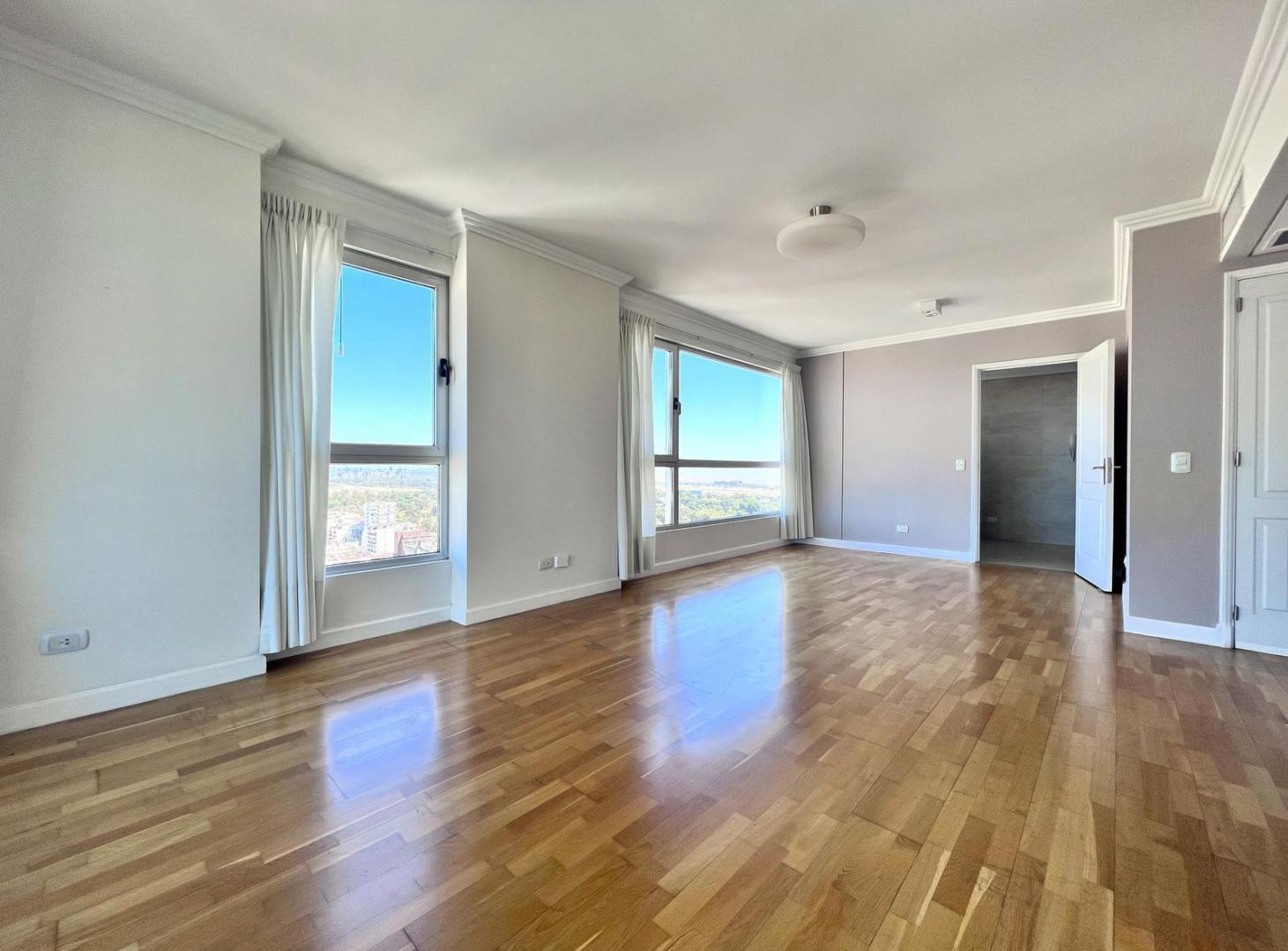 Foto de Espectacular 4 ambientes, piso altísimo en Torre Bellini!, imagen 3
