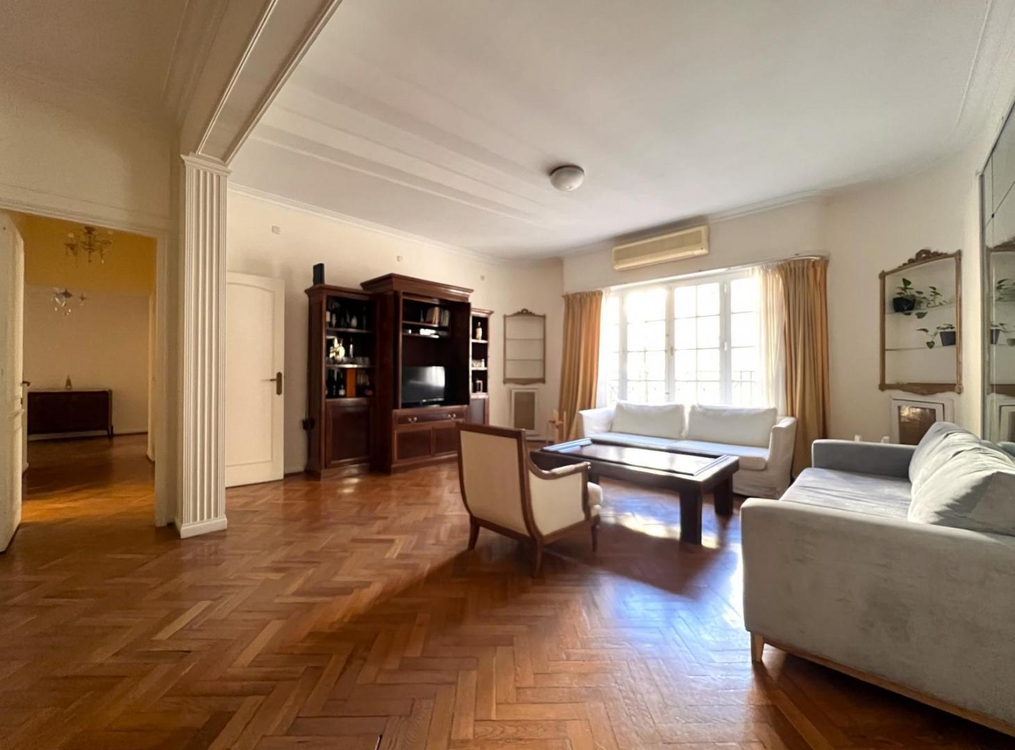 Foto de Espectacular 5 ambientes en edificio francés!, imagen 3
