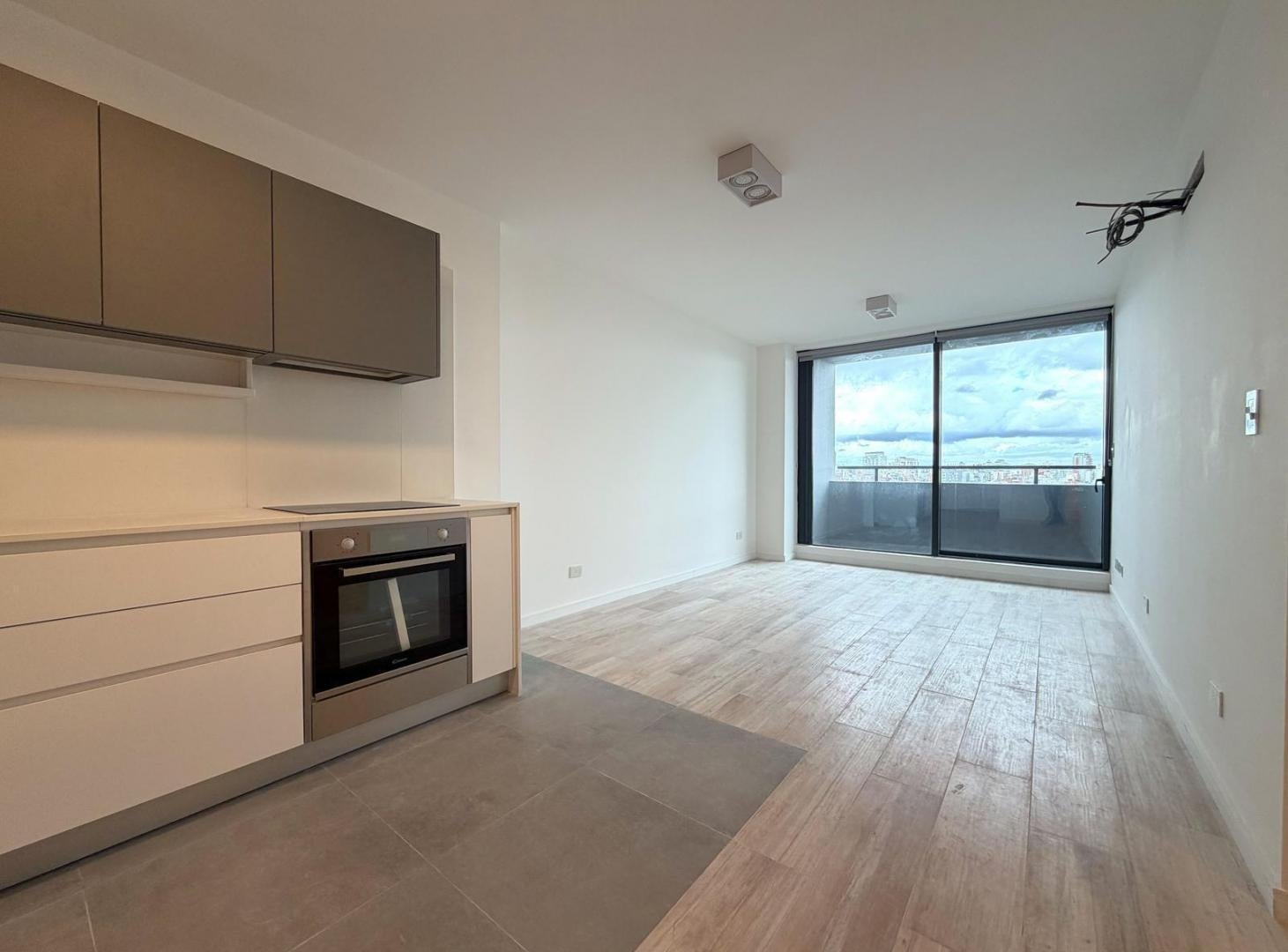 Foto de Espectacular 3 ambientes con cochera en Quantum Bellini, piso alto!, imagen 1