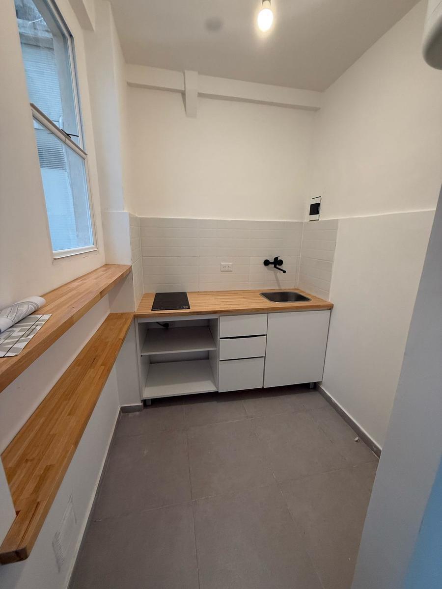 2 Ambientes Reciclado a Nuevo con Patio! 2