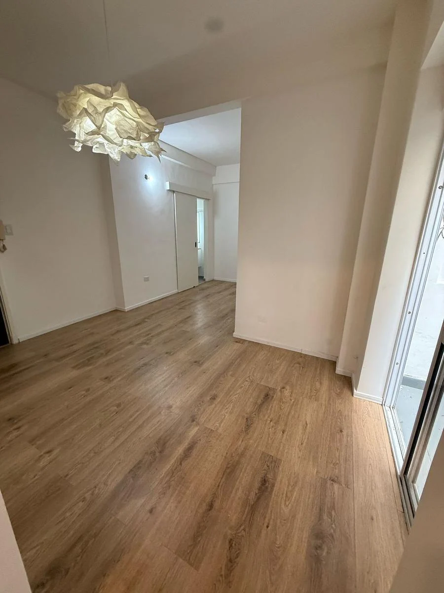 2 Ambientes Reciclado a Nuevo con Patio! 3