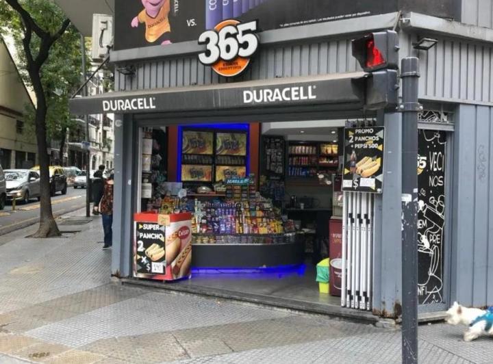 Venta de Local en pleno Recoleta!