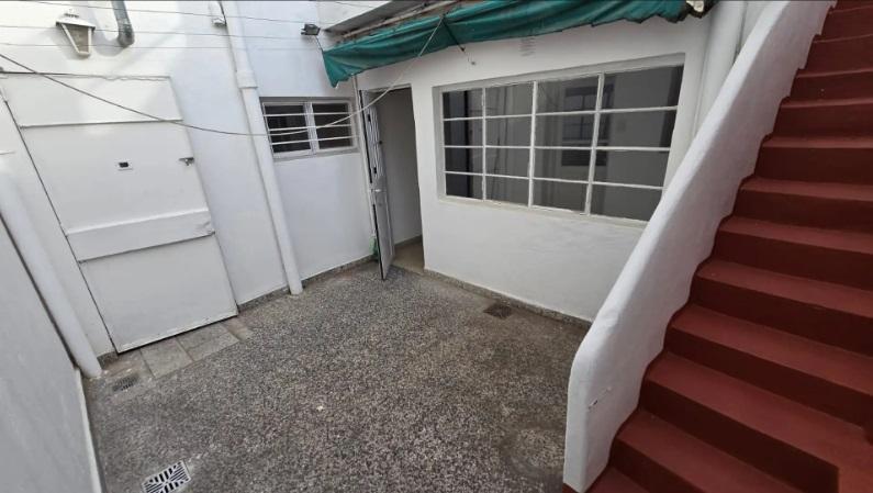 Foto de P.H Cuatro ambientes con patio y cochera, imagen 1