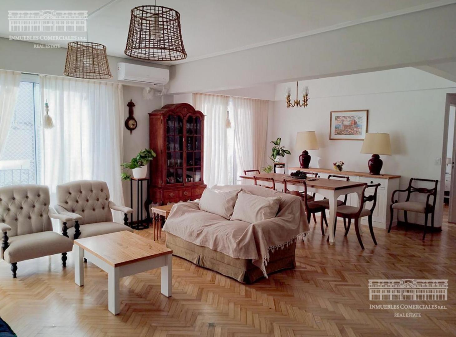 VENTA Departamento 2 dormitorios, salon living comedor, Balcon, Reciclado 90m² Caballito