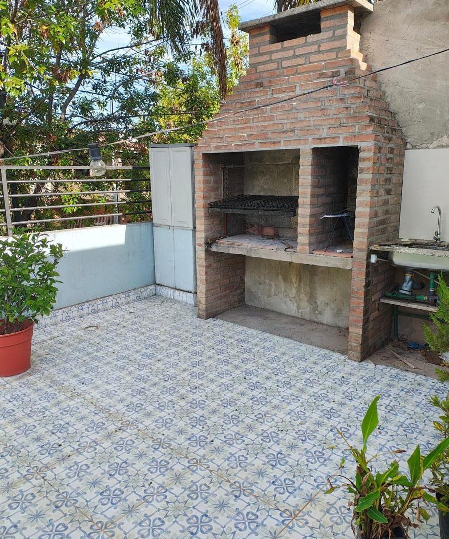 Alquiler Casa con Terraza y Parrilla en Parque Avellaneda