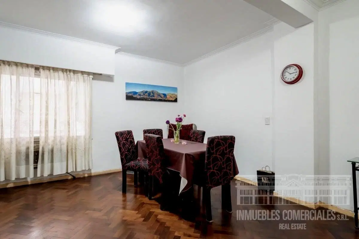 Venta Tres ambientes en Tribunales  61 m2 5