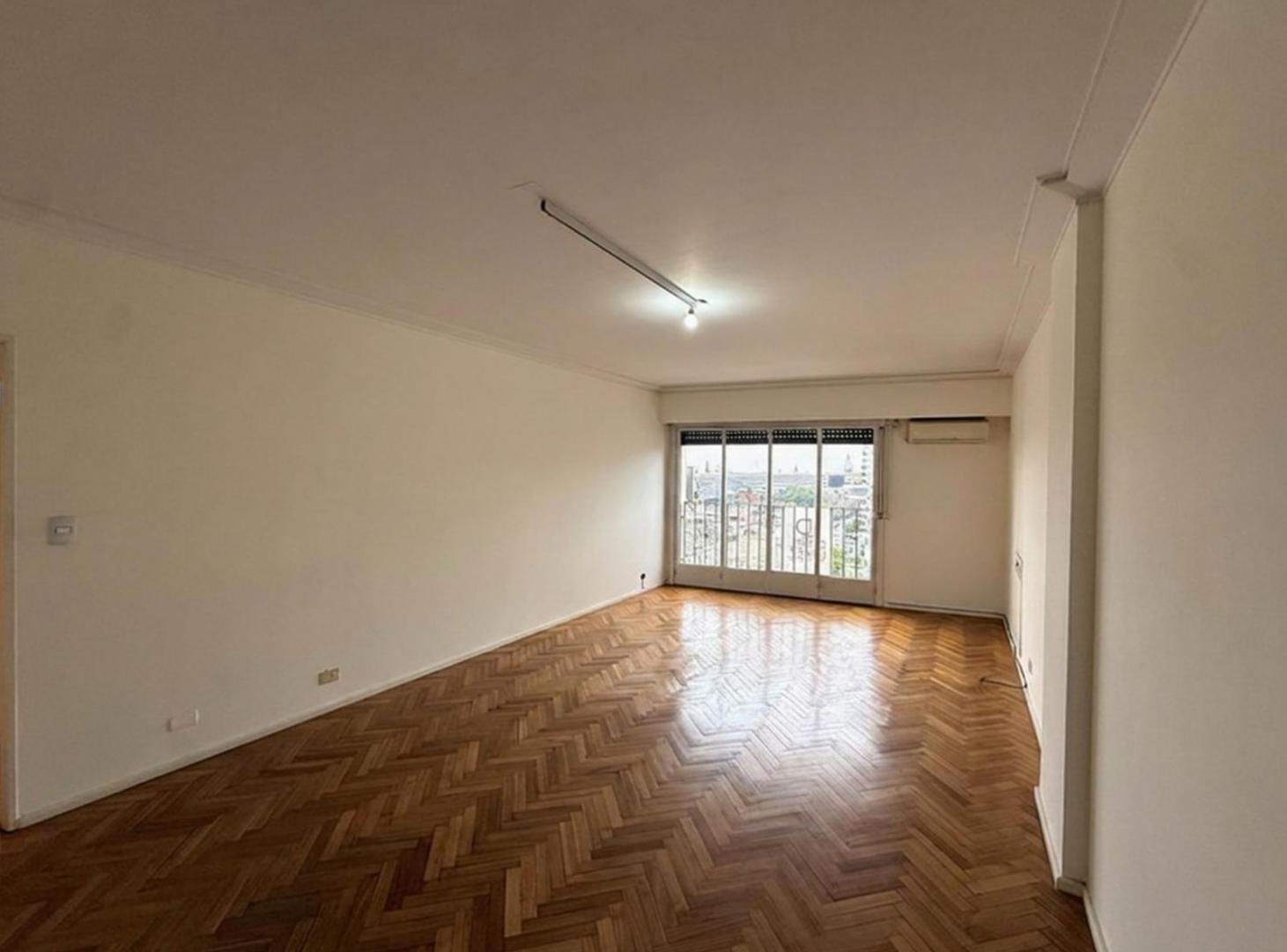 Foto de 3 ambientes con dependencia y espacio guardacoches, imagen 4