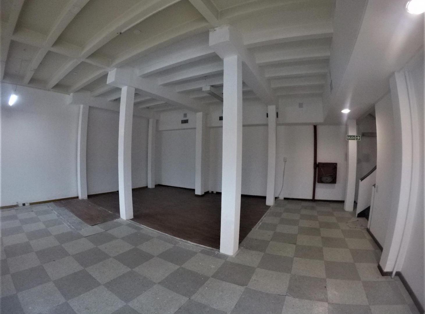 Foto de Oficina en Microcentro Carabelas al 200. 172 m2, imagen 1