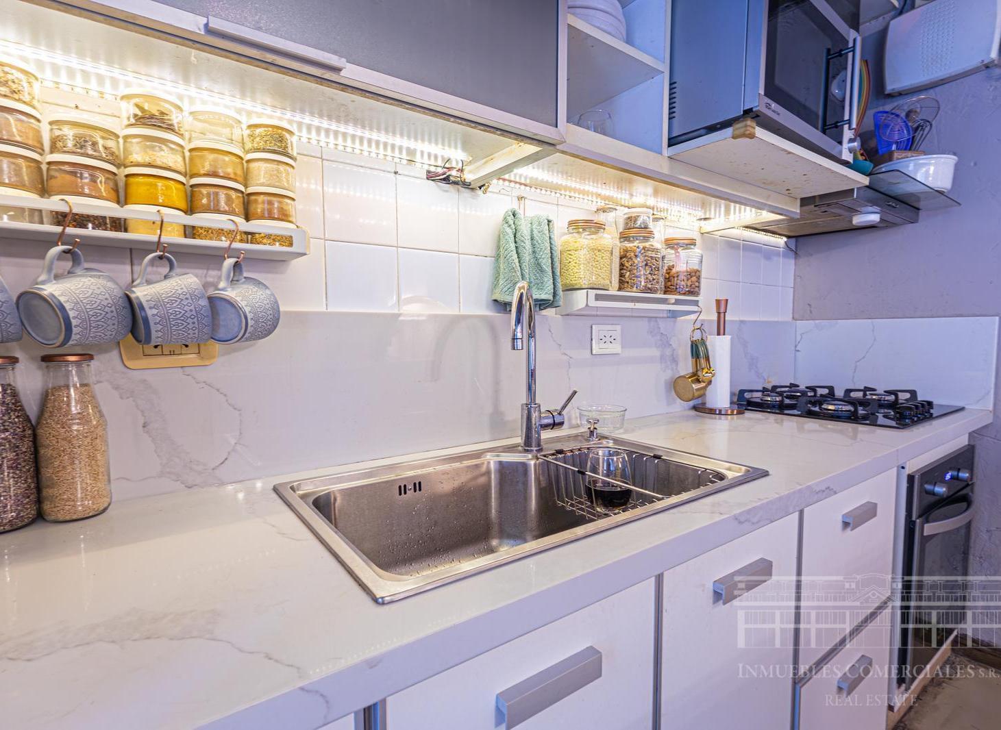 Foto de ALQUILER PH 5 ambientes 257 m² con pileta, terraza y parrilla, imagen 5