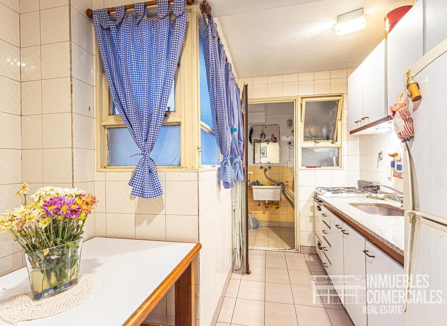 Foto de VENTA HERMOSO 4 AMBIENTES CON COCHERA EN PALERMO, imagen 4