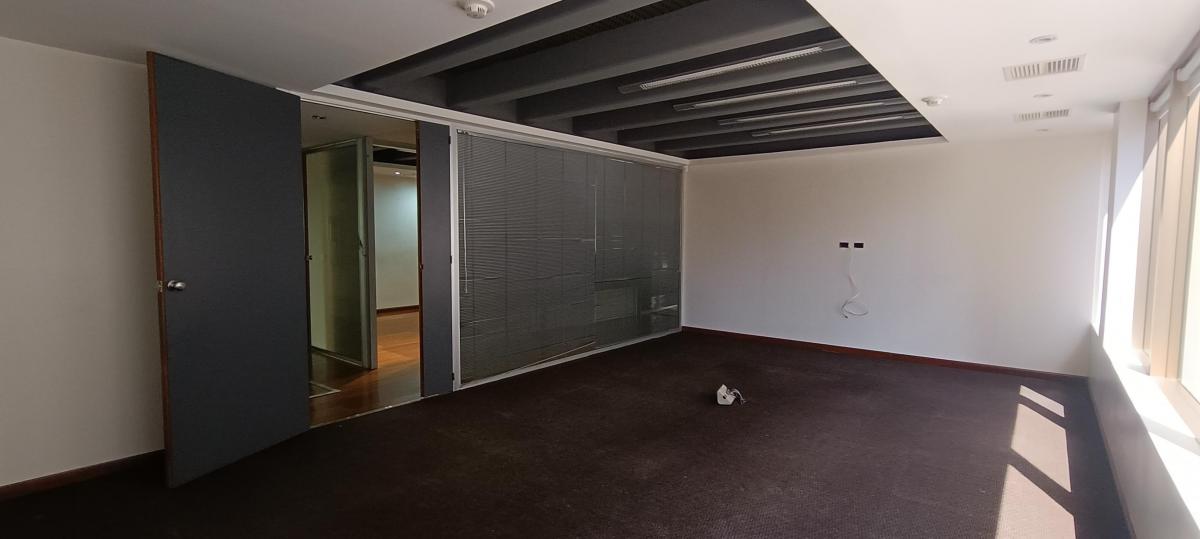 Vta Piso Triple a Oficina 400 m² Cub. 5 Coch. Recoleta Impecable 2