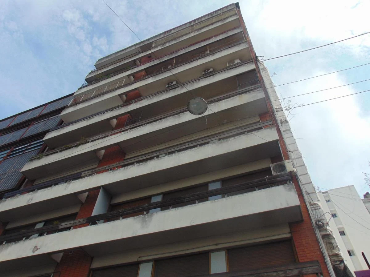 Vta 3 Amb 75 m² Alto Coch Fija Apto Prof. Reciclado. Impec. Muy Luminoso. 2