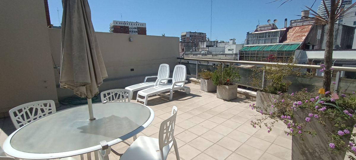 Alq. Dúplex 8° y 9° terraza y quincho. Coch . Amenities. Vig 24hs. Botánico.