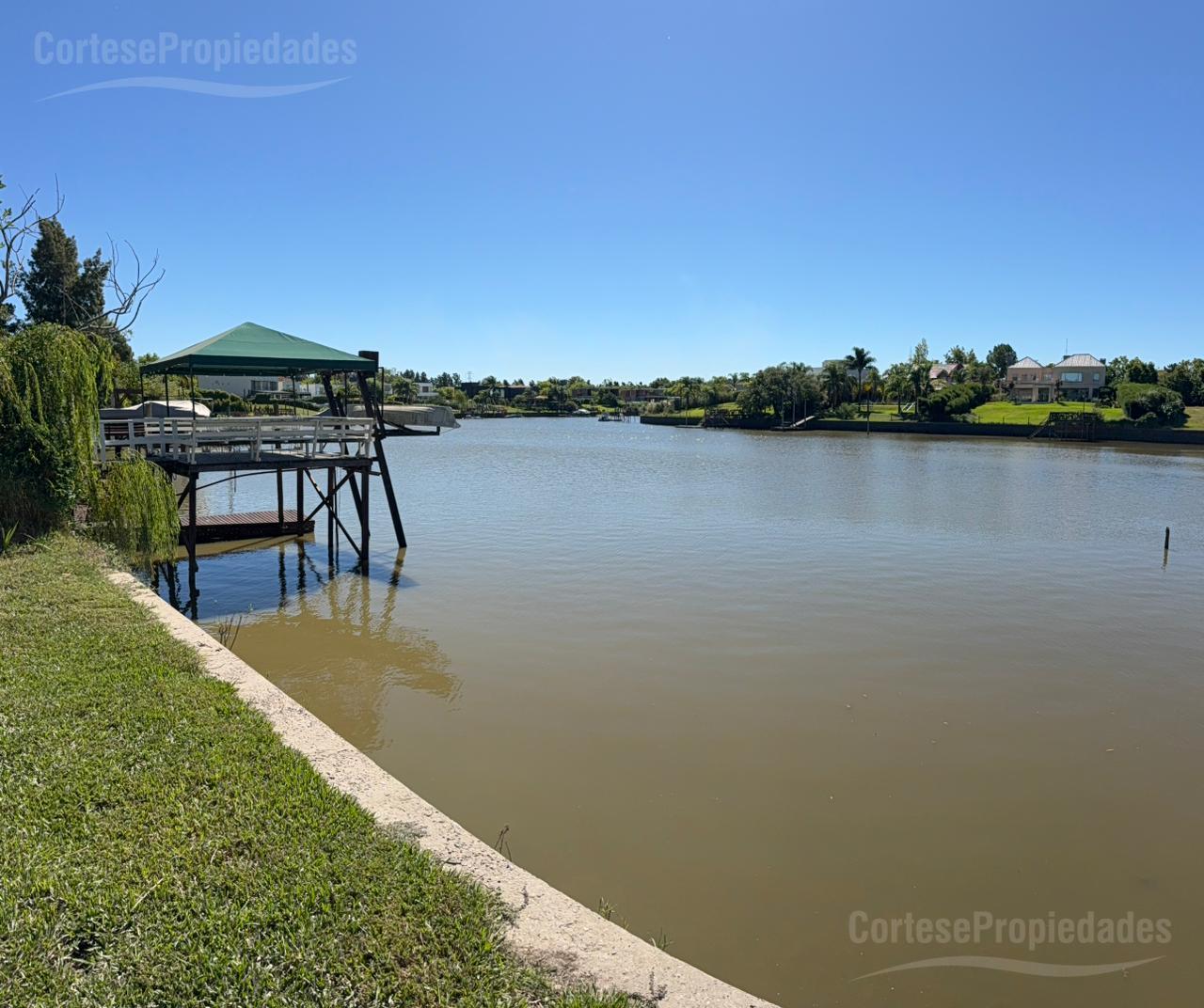 Terreno en venta al río en Santa Catalina, Villanueva