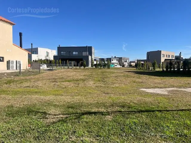 Lote interno en venta Barrio Acacias 4
