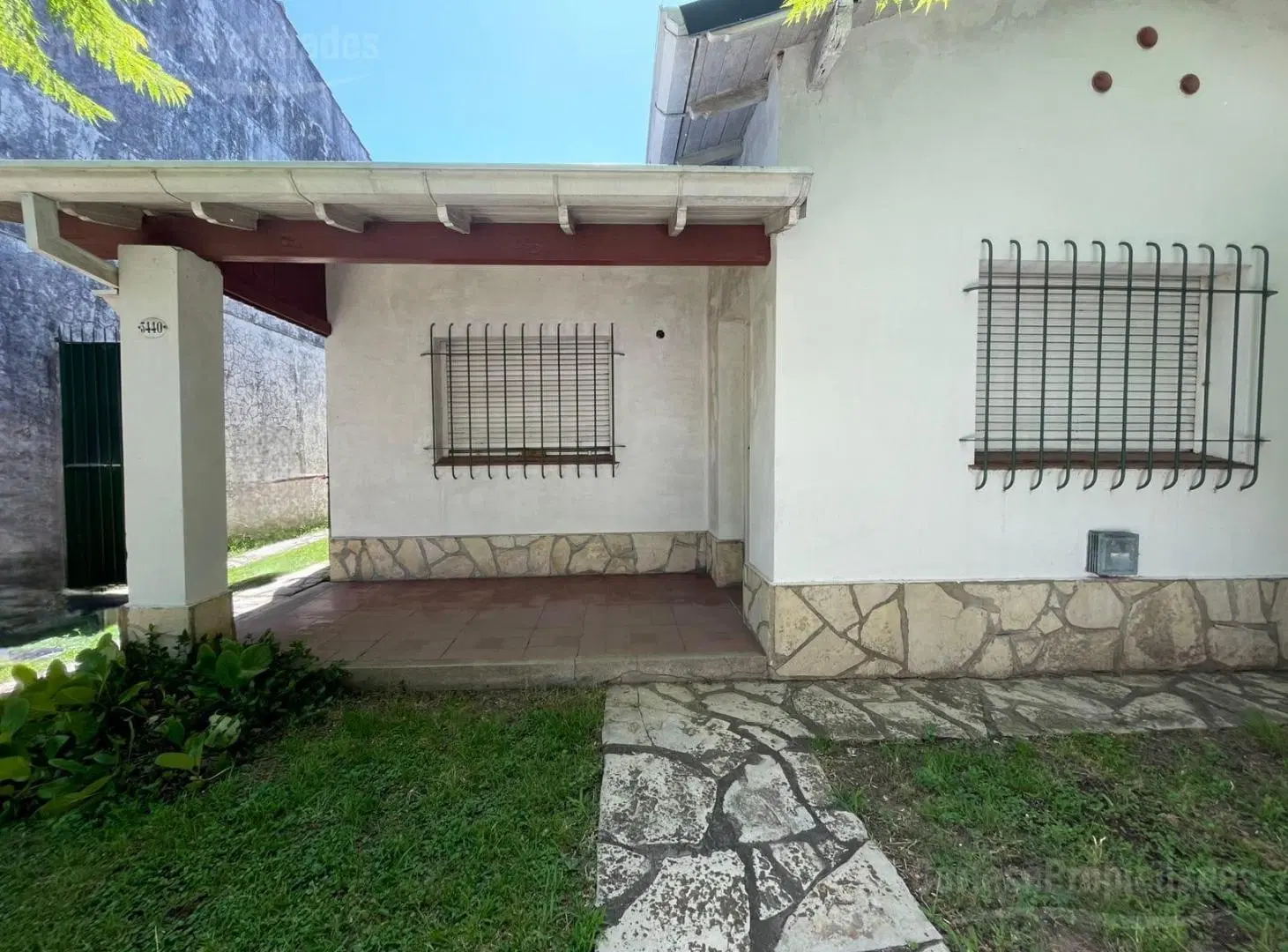 Casa o Lote en venta en excelente zona de Victoria 3