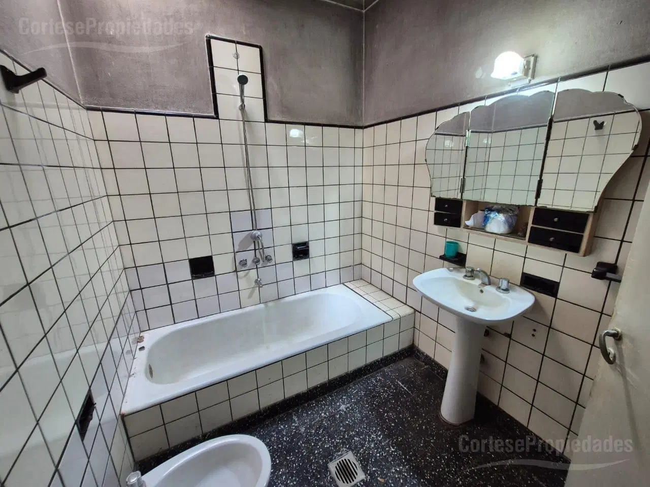 Casa o Lote en venta en excelente zona de Victoria 2