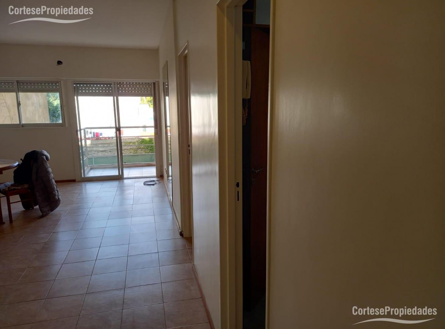 Foto de Departamento dos ambientes en alquiler, balcon, lavadero, imagen 1