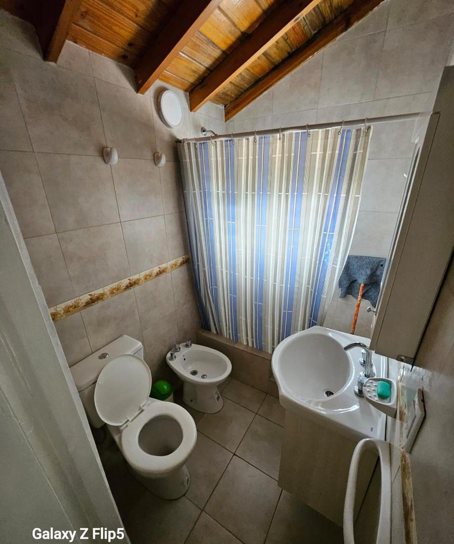 Foto de CASA EN MAR DE OSTENDE CON DOS LOTES AV.PARIS 349, imagen 3